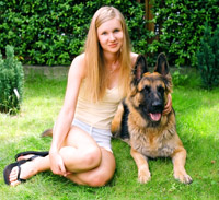 Juggling the demands of school and the demands of caring for a pet can be difficult.